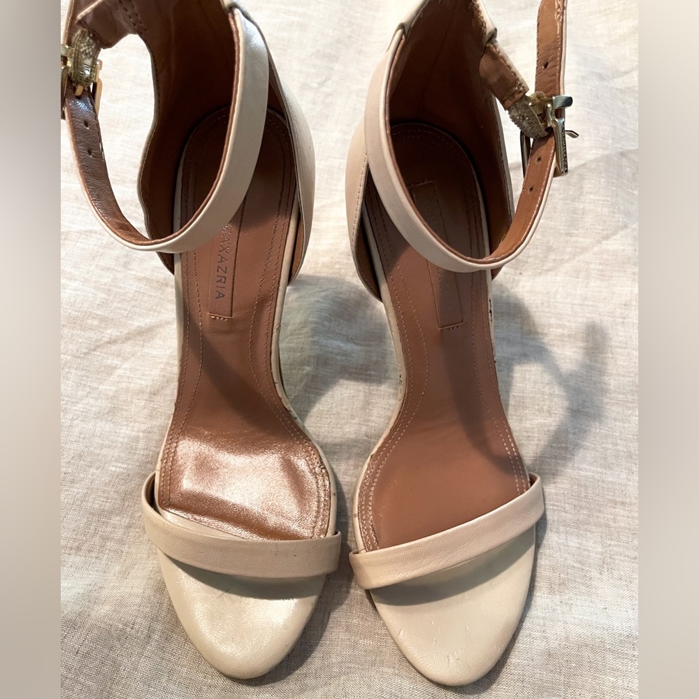 Cute BCBG Nude Heels